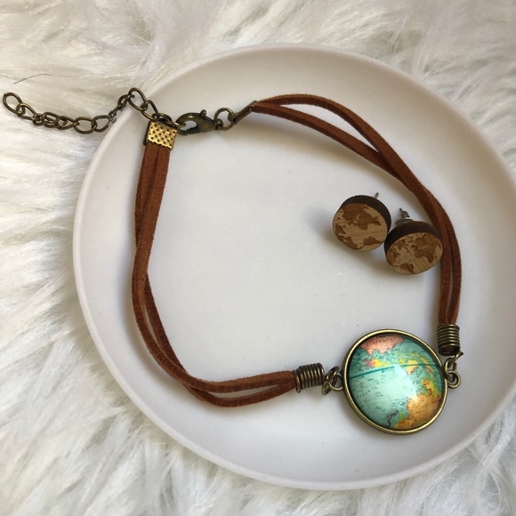 Travel/world themed string bracelet and earrings - Picture 1 of 4